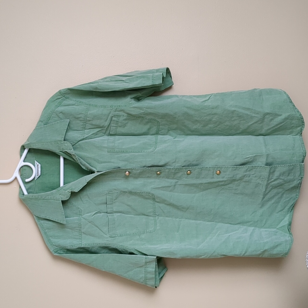 44 Hemmerle Light Green Cotton Top with Functional Gold Buttons German